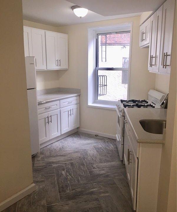 1st image of 4011 Kings Hwy APT La