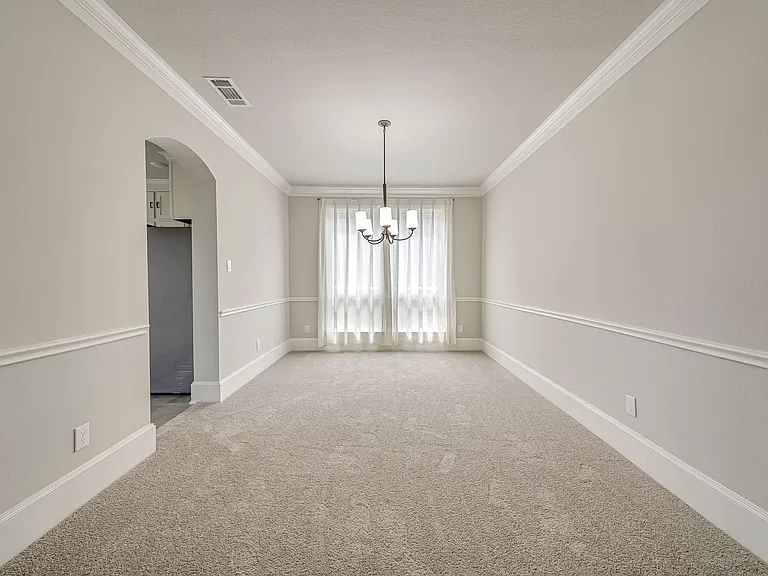 23703 Crossworth Dr — Photo 8