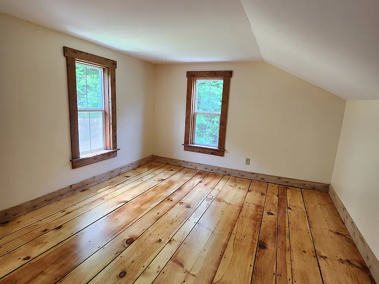 331 Excelsior Farm Rd — Photo 4