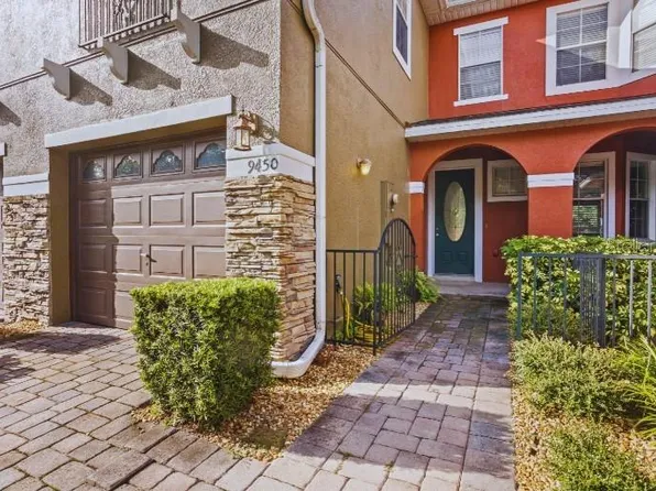 9450 Silver Buttonwood St, Orlando, FL 32832