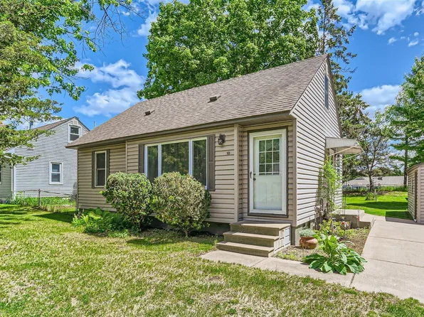 10 East Rd, Circle Pines, MN 55014