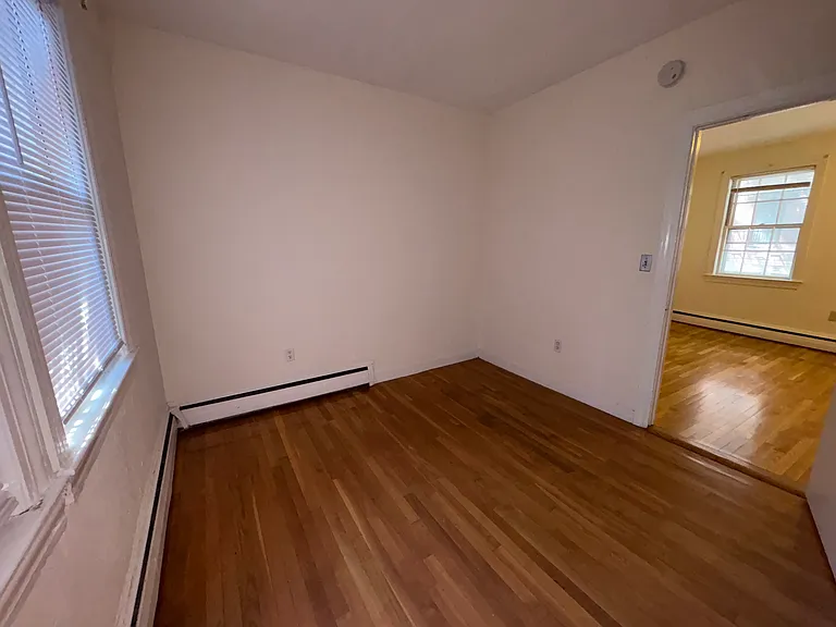 27 Melrose St #4A — Photo 8