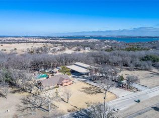 4083 Bluebonnet Hilltop Dr, Fort Worth, TX 76126