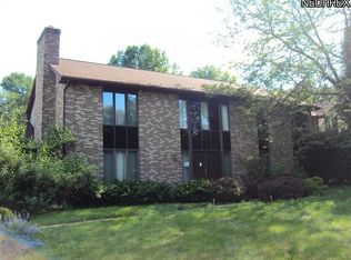2458 Daffodil St NE, Canton, OH