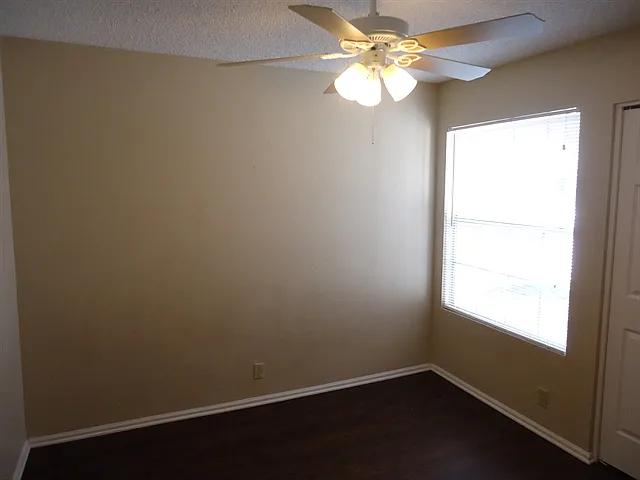 5553 W Shangri La Rd — Photo 10