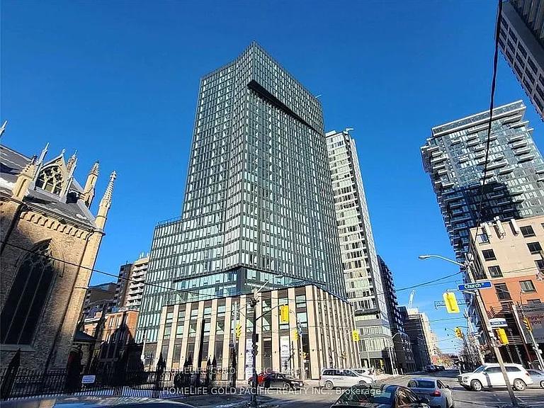 60 Shuter St #318 — Photo 3