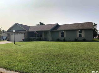 1212 Turnberry Dr, Herrin, IL 62948