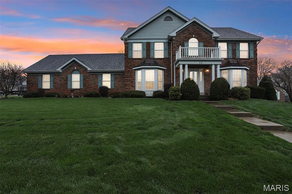 33 Cambrian Way photo 1