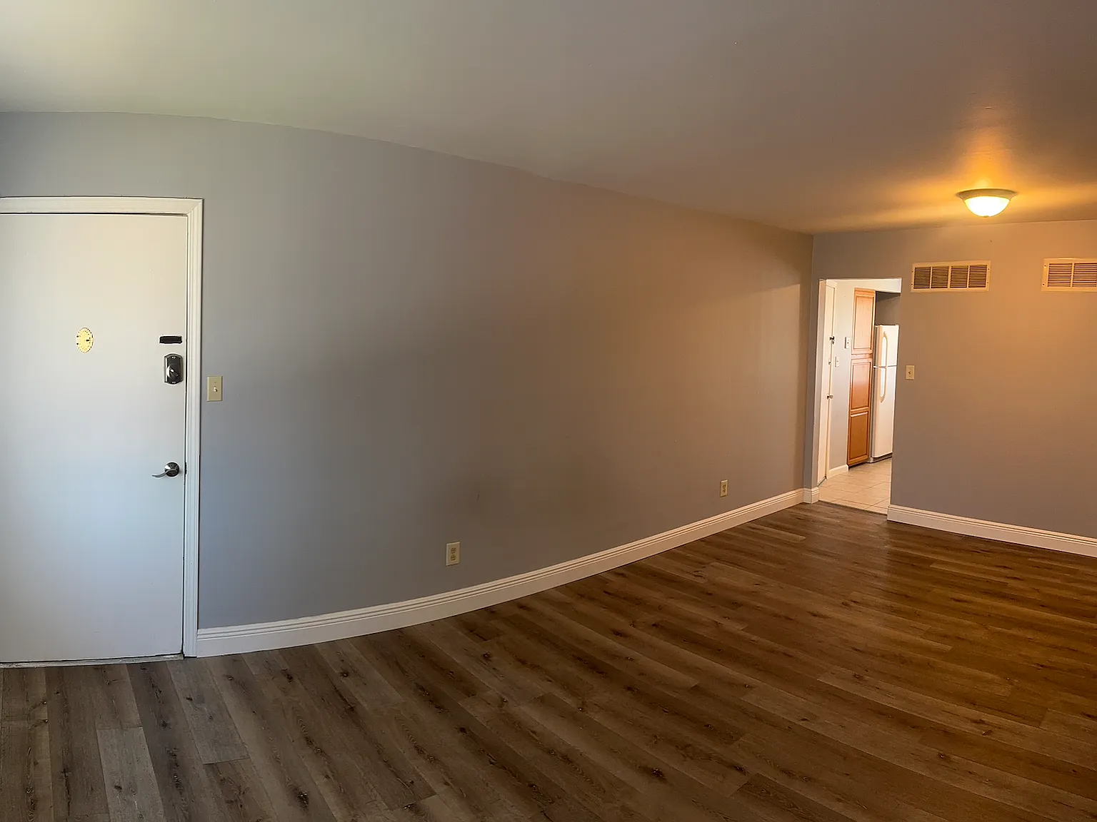 2 bed, 850 sqft, $1,100 — Photo 4