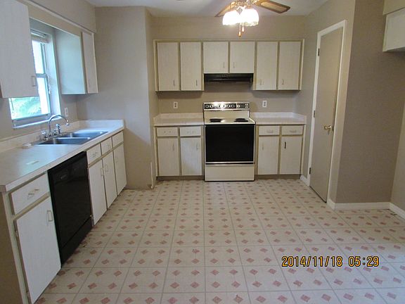 2nd image of 1578 S Spring Garden Ave