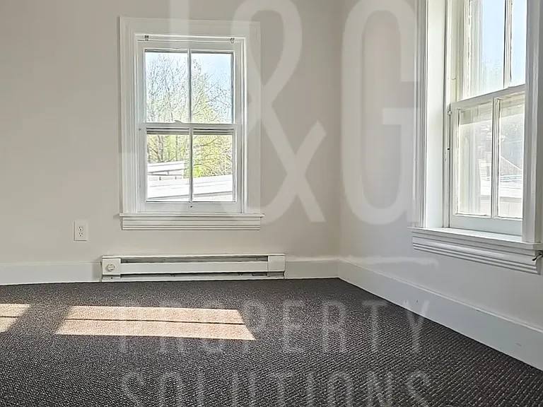 240 S Partridge St — Photo 8