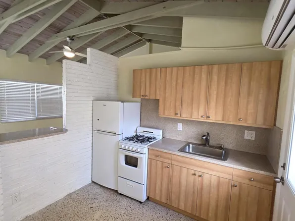 601 SE 20th Ave Unit 4, Deerfield Beach, FL 33441