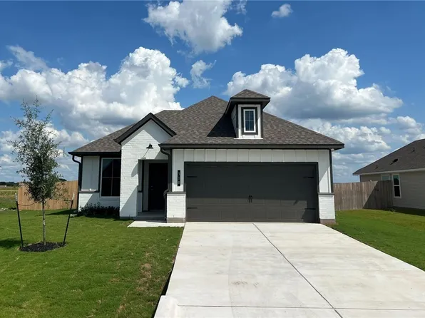 318 Harvest Lake Dr, Snook, TX 77878