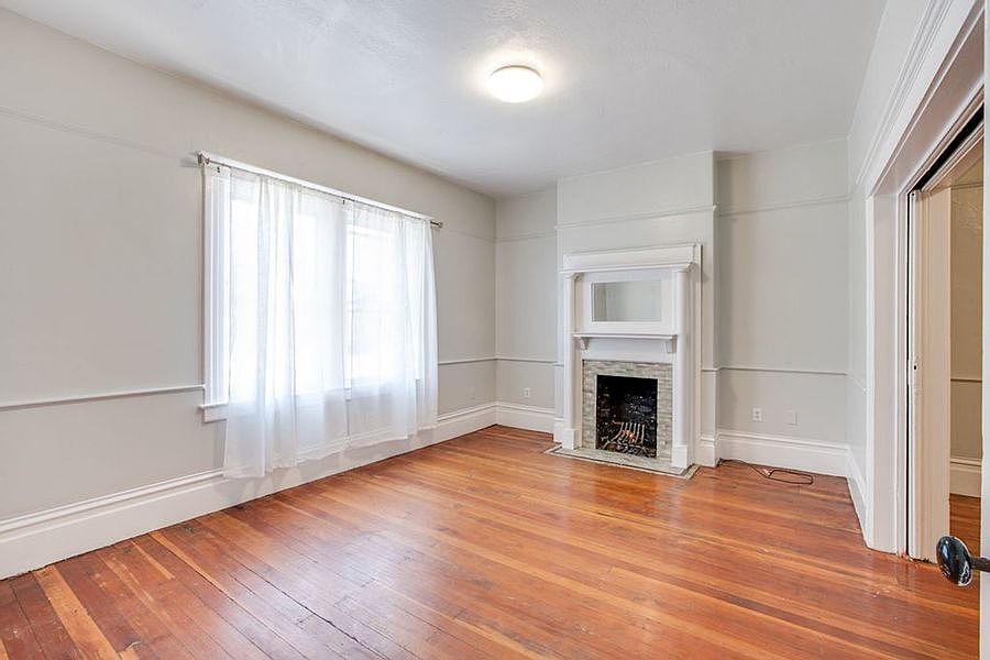 1st image of 10 Gough St