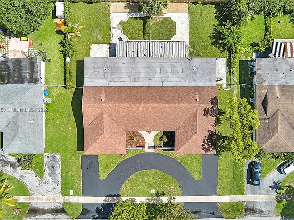 4th image of 7465 NW 15th St #7465