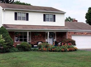 68 Pleasant View Dr, Blacklick, OH 43004