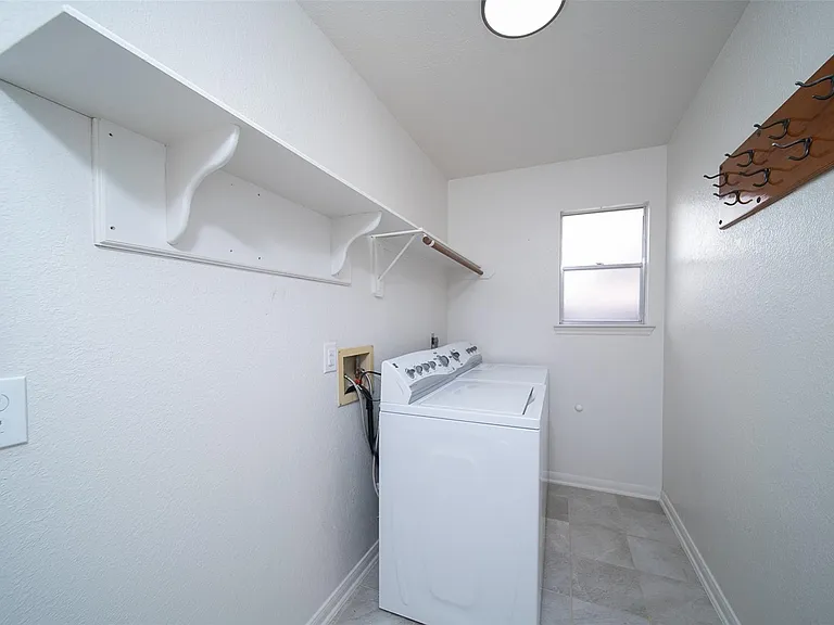 3338 Oak Branch Ln — Photo 26