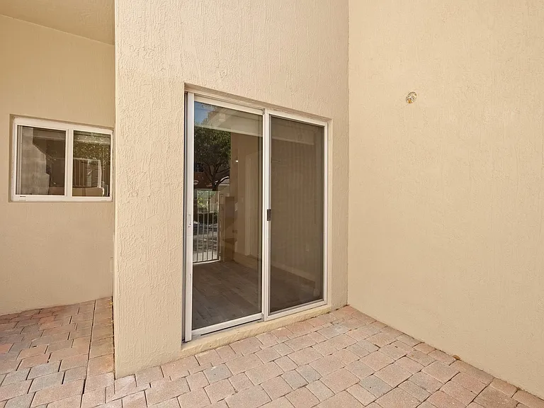 1609 SE 23rd Way — Photo 23