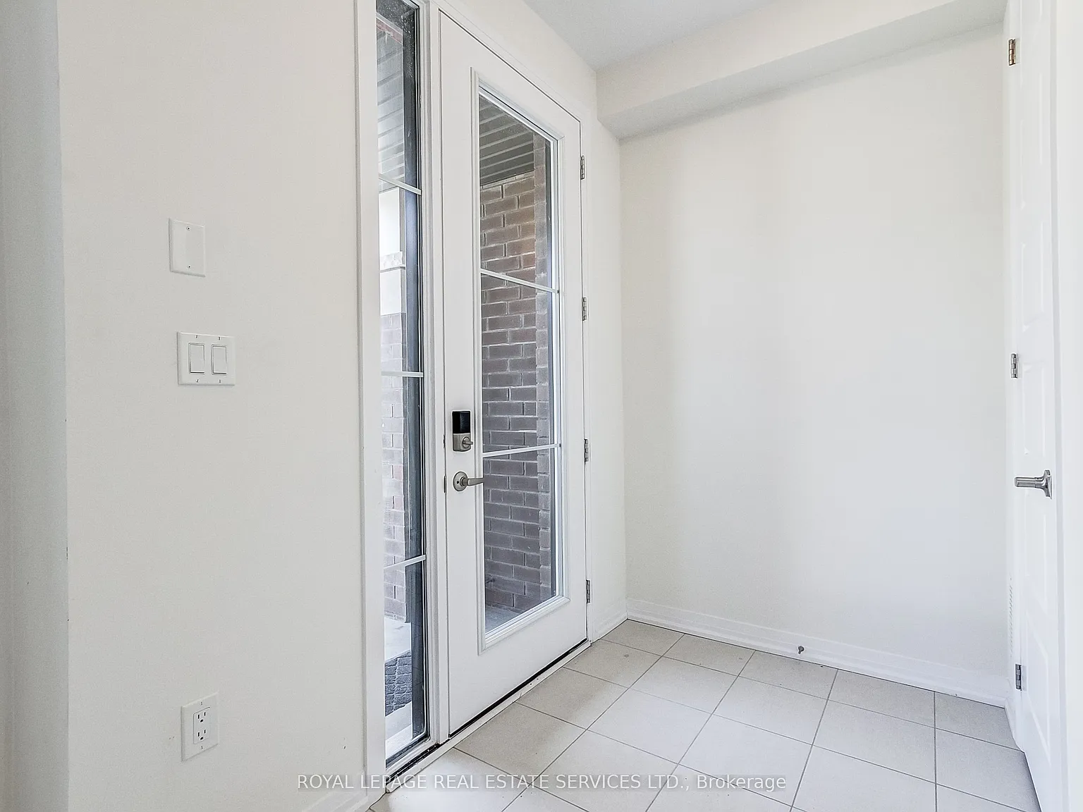 3 bed, $2,900 — Photo 4