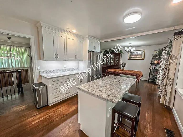 8237 Smithfield Ave — Photo 11