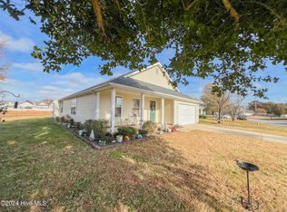 2112 Eleuthera Way, Elizabeth City, NC 27909