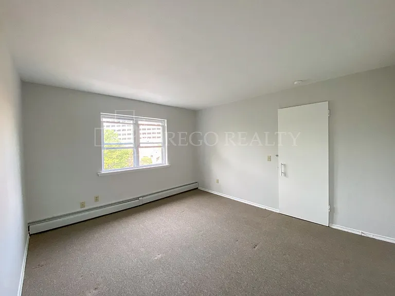 55 Morris St — Photo 20
