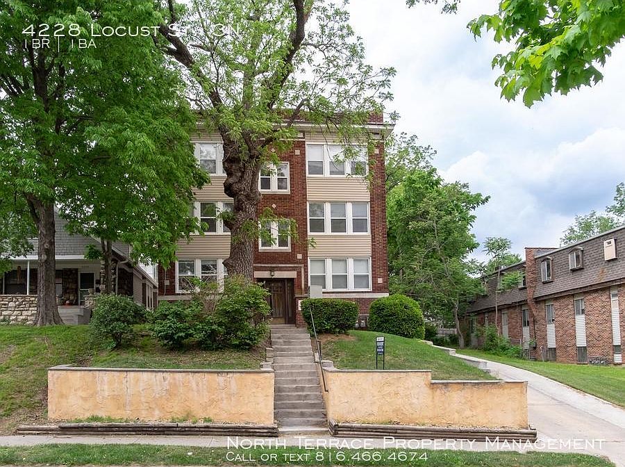 2nd image of 4228 Locust St #3N