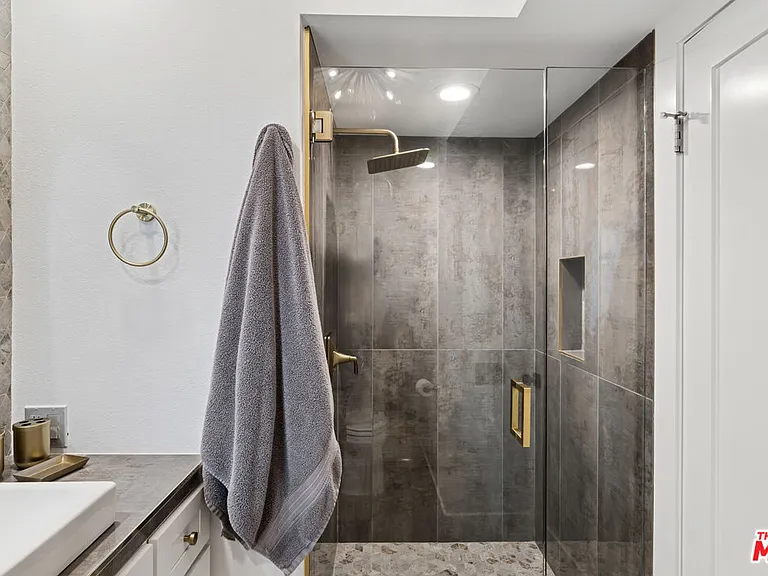13 Tennis Club Dr — Photo 19