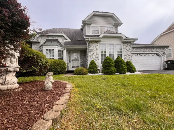 549 Eastwick Ln, Bartlett, IL 60103