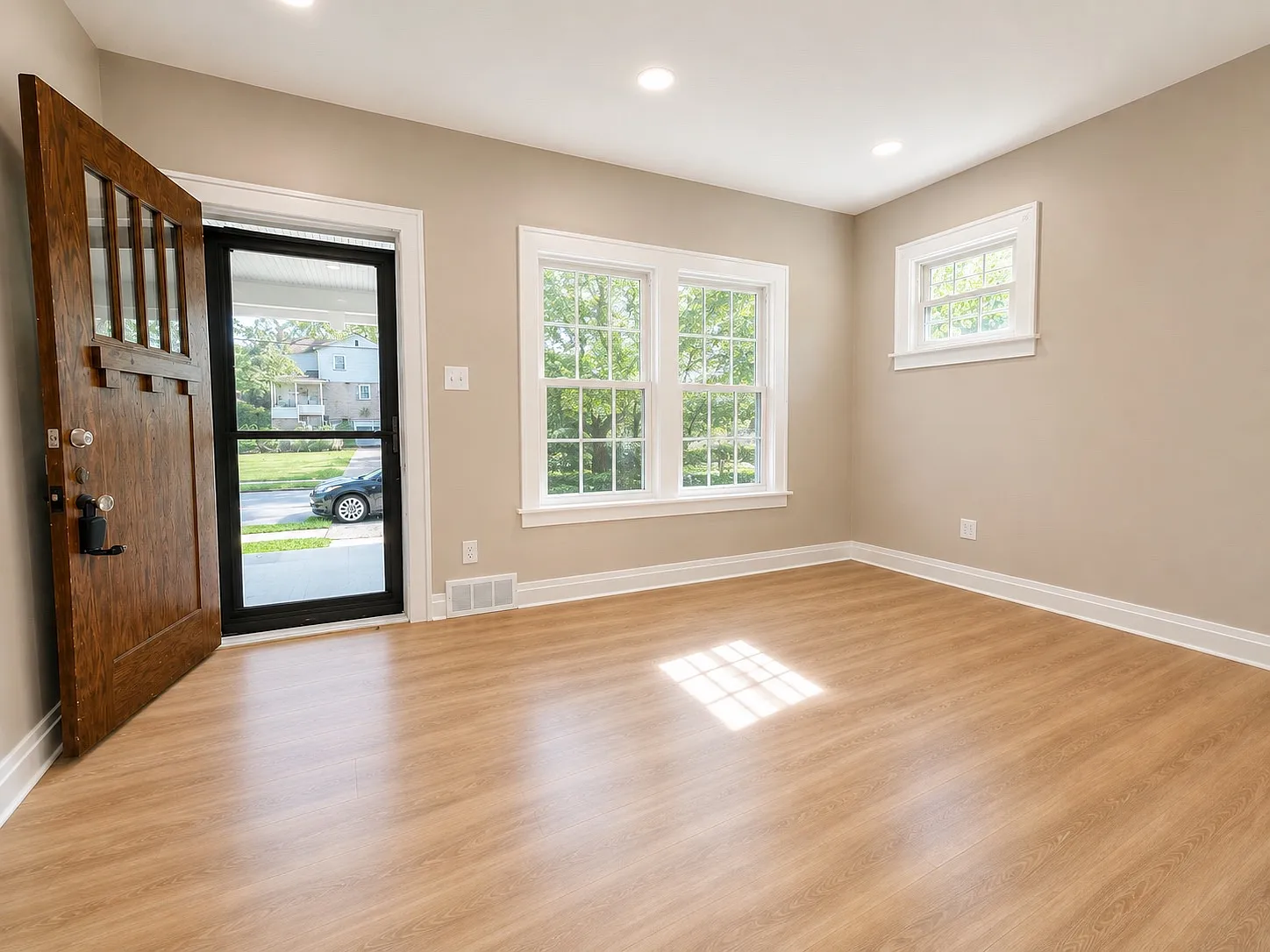 4 bed, 1543 sqft, $3,000 — Photo 2