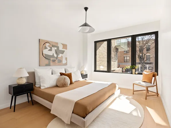 630 Grand Avenue image 9 of 20