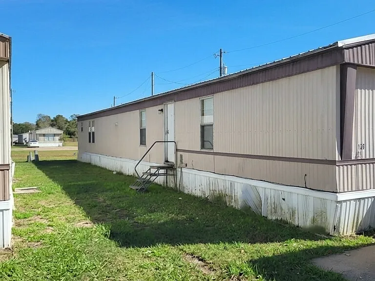 Sunset Ridge MHC — Photo 19