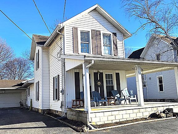 2nd image of 221 Broad St