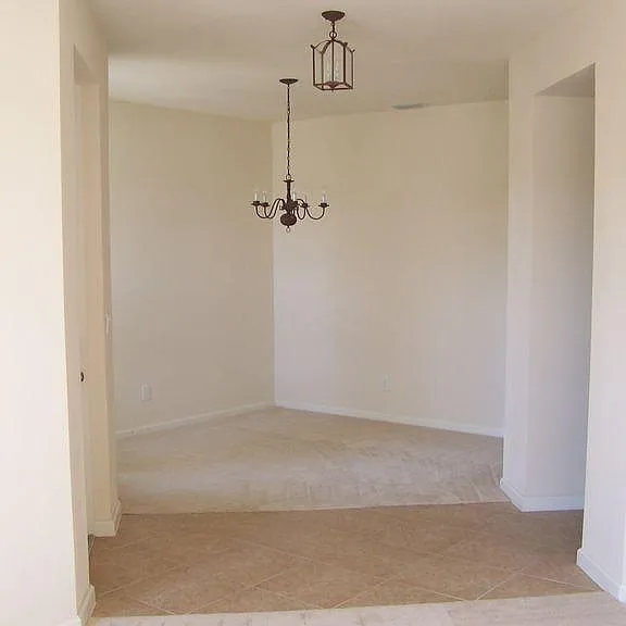 4292 Collinwood Dr — Photo 8