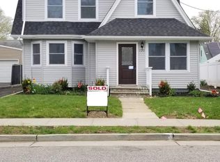 120 Leverich St, Hempstead, NY 11550