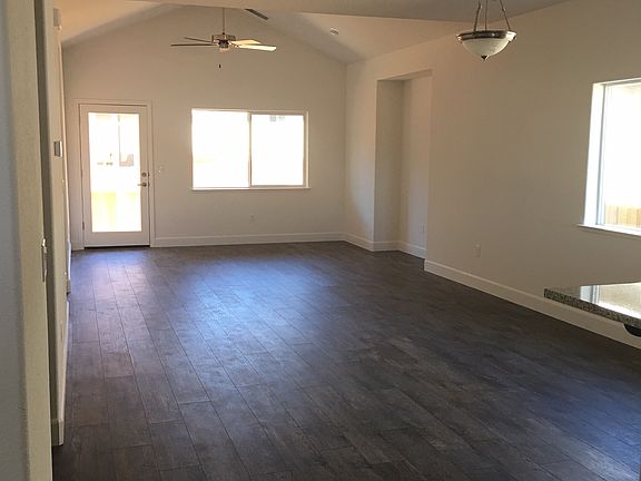 2nd image of 942 Marble Hills Cir