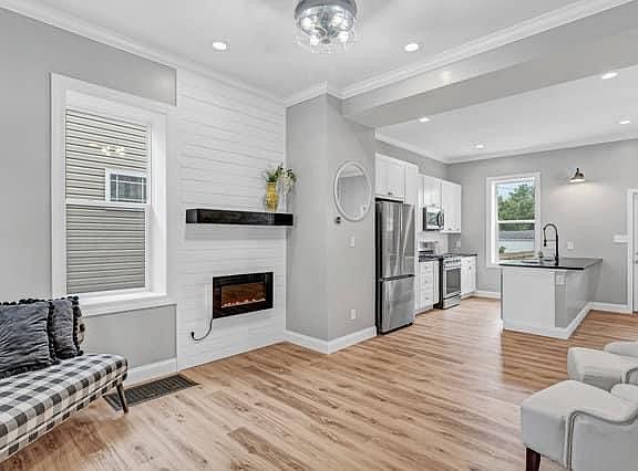 2nd image of 5404 Nagel Ave #1E