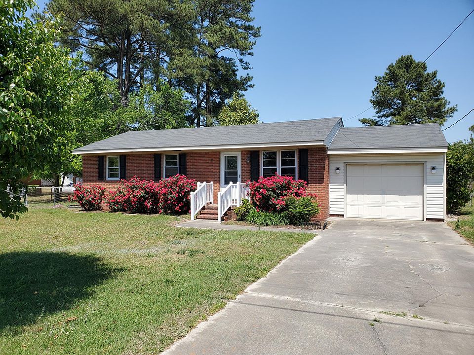 1st image of 3109 Diana St