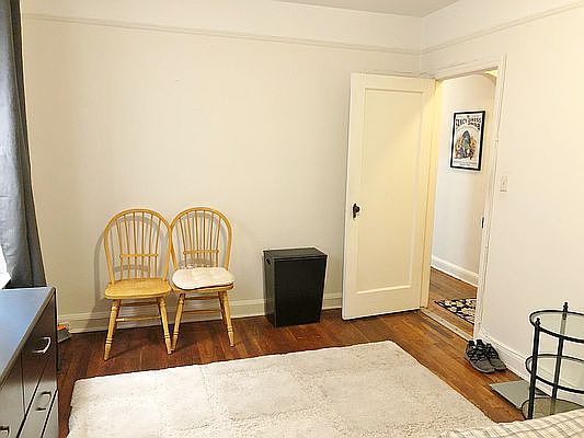 5th image of 30-53 29th St #3SS