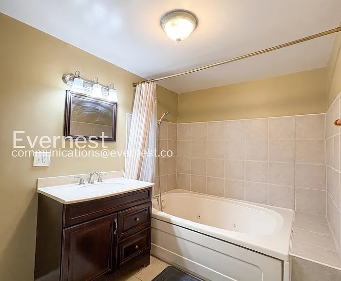 6405 Loch Crest Ct — Photo 13