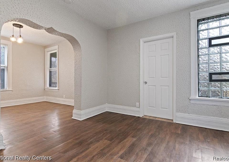 932 E Euclid St, photo 7