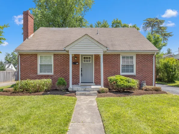 359 Stratford Dr, Lexington, KY 40503