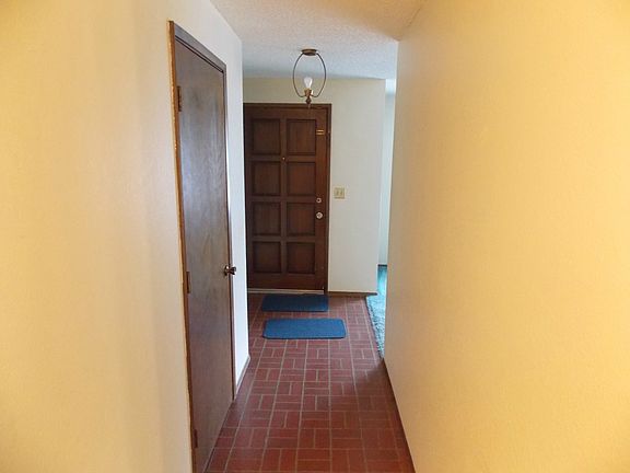 5th image of 15211 15th Ave S