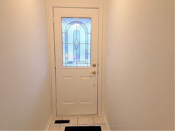 3rd image of 128 Dynevor Rd