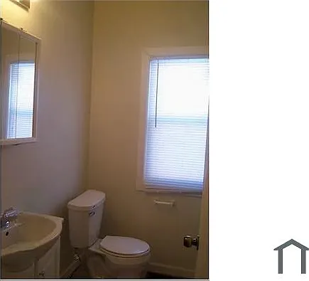 710 N Saint Louis Blvd — Photo 14