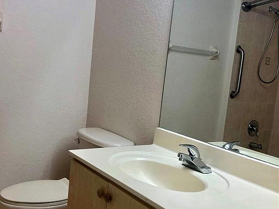 4th image of 8802 NW 109th Ct Unit 607