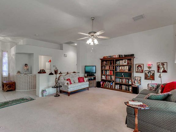 5th image of 3256 E Jacinto Ave