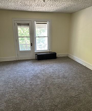 5th image of 130 Clymer St #9