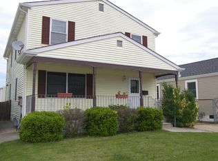 121 W Saint Louis Ave, Wildwood Crest, NJ 08260