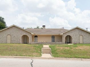 8302 El Retiro Rd, Fort Worth, TX 76116